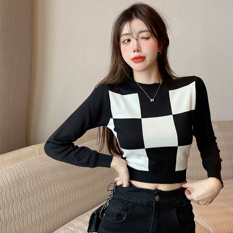 QADCOL Áo Dệt Kim Tay Dài Form Rộng Họa Tiết Sọc Caro Trắng Đen Thời Trang Cá Tính