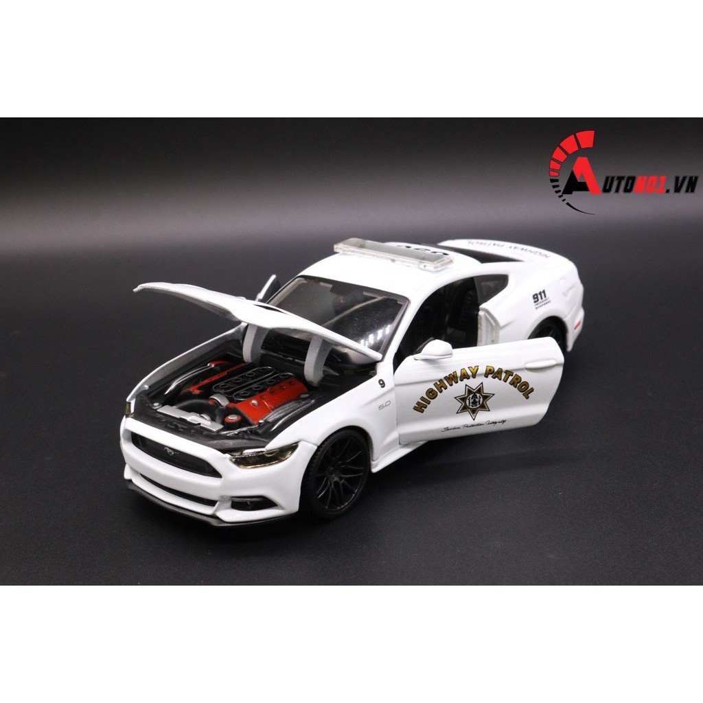 MÔ HÌNH XE FORD MUSTANG GT POLICE 2015 WHITE 1:24 MAISTO 4321