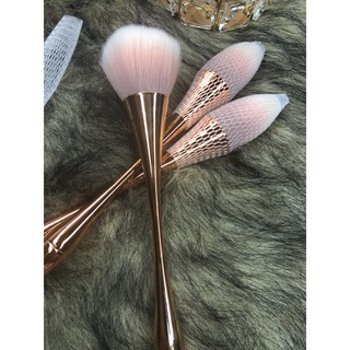 Chổi Phủi bụi nails to(Freeship)