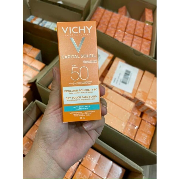 Kem Chống Nắng Dạng Sữa Vichy Capital Soleil SPF50 - 50ml