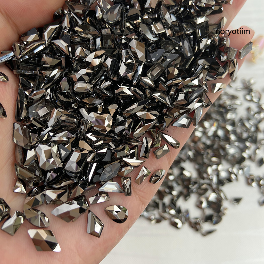 Túi 50 Đá Quý Nhân Tạo Trang Trí Móng Tay 3D Nghệ Thuật