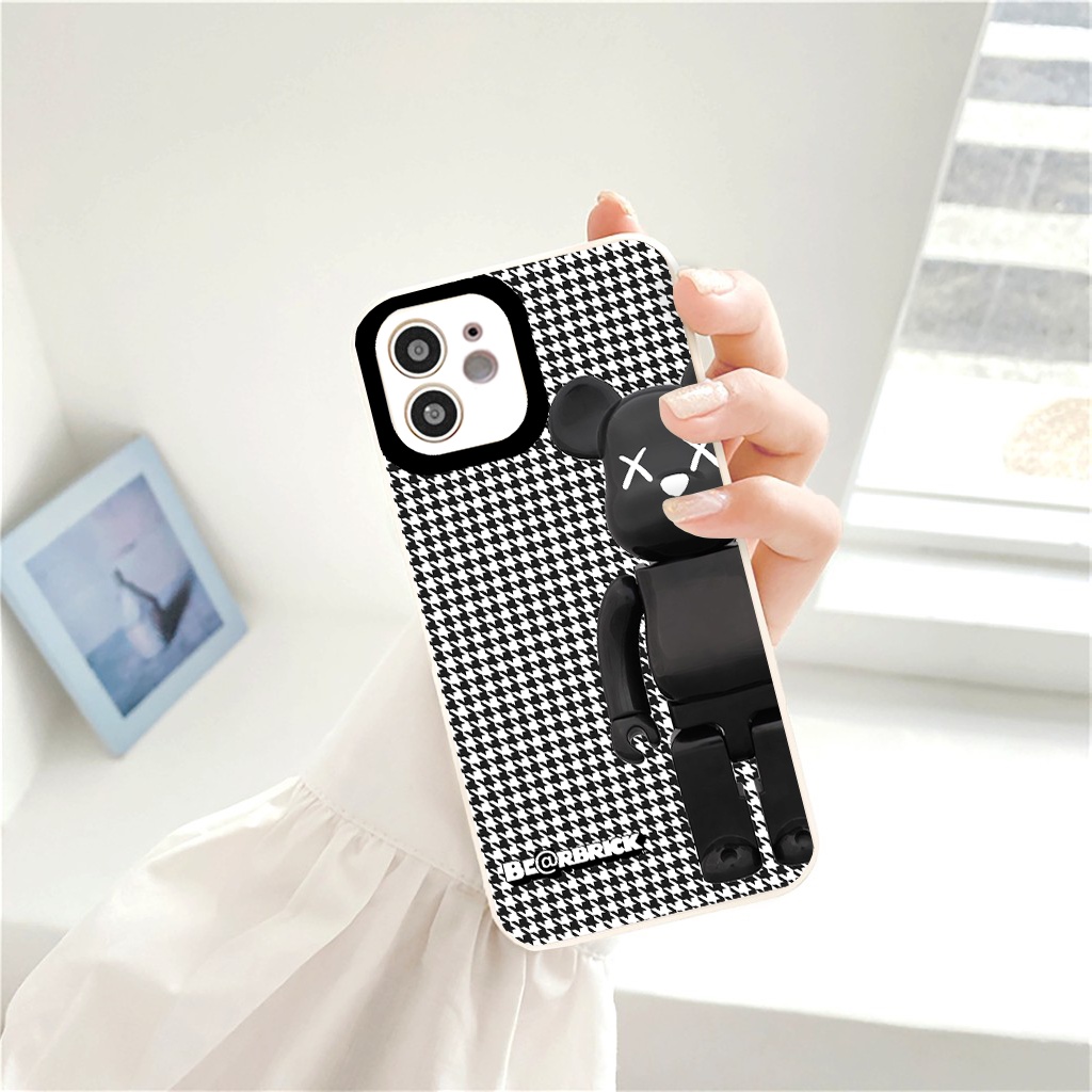 Ốp iphone cạnh vuông bo viền Gấu KAW,S đen trắng cho 11/11pro/11promax/x/xr/xsmax/6/7/8/plus/12 pro max/13promax-g48