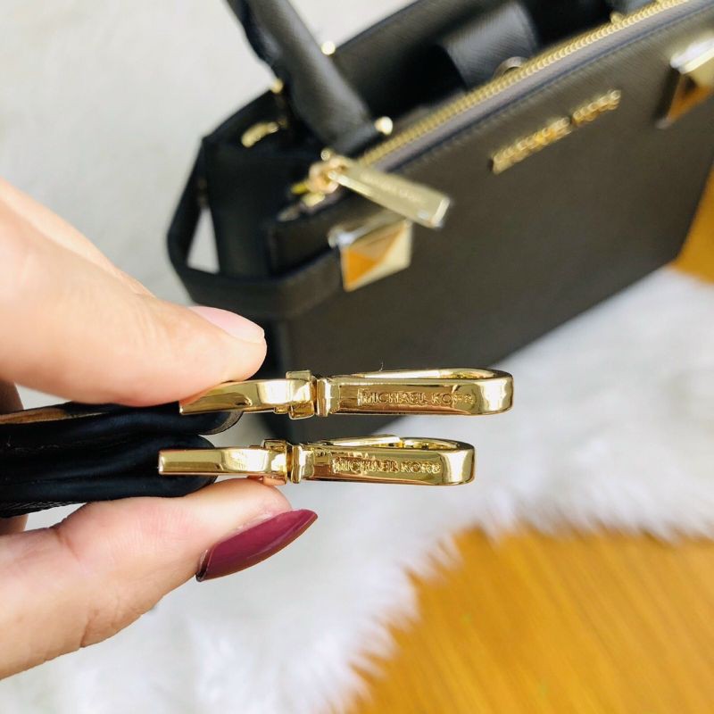 Túi Michael Kors