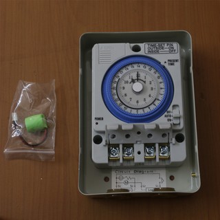 Công tắc hẹn giờ (Timer) 24h TB35B (Có hộp bảo vệ)