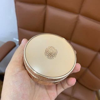 HỘP PHẤN NƯỚC OHUI THE FIRST CHỨA TINH CHẤT VÀNG