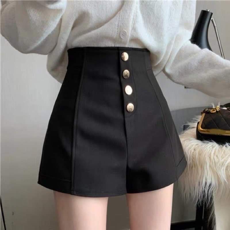 Quần shorts nữ cạp cao 4 cúc - Quần đùi nữ lưng cao cạp cách điệu