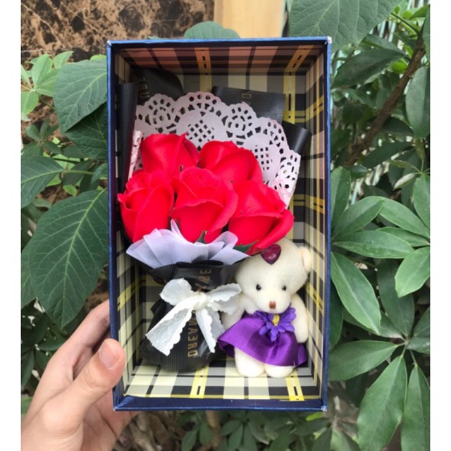 Hộp quà tặng hoa sáp 🌹 kèm gấu bông + đèn + son siêu đáng yêu