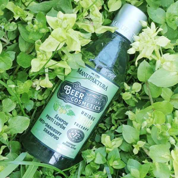 Dầu Gội Sạch Gàu Men Bia Thảo Dược  Manufaktura 255ml