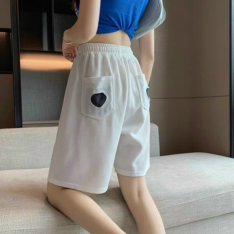 Quần đùi thêu trái tim dành cho nam và nữ phong cách đường phố có nhiều màu chất đẹp | BigBuy360 - bigbuy360.vn