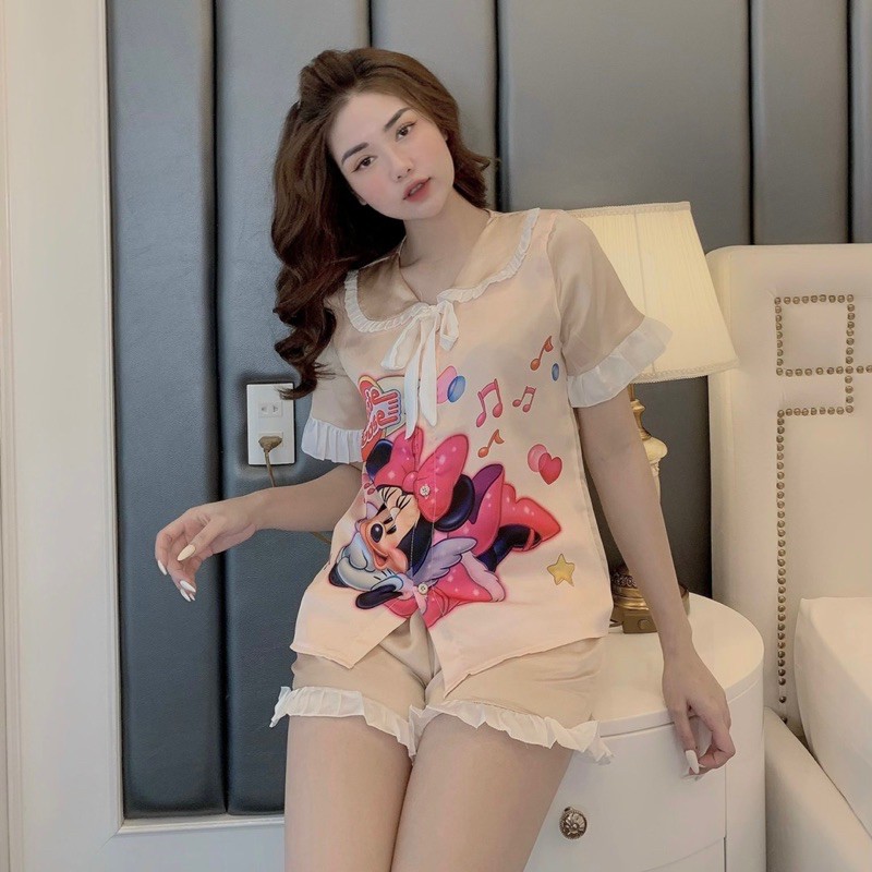 Đồ Bộ Pijama 🌸Bộ Lụa Quần Sooc Chất Liệu SaTin Phối Bèo Họa Tiết Búp Bê | BigBuy360 - bigbuy360.vn