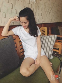 Áo phông cổ tim túi VNXK