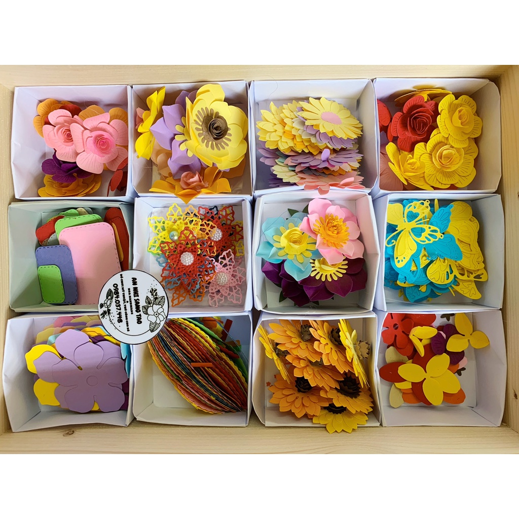 Khay gỗ nguyên liệu handmade (Size lớn): 24 ô nguyên liệu, kèm bìa, kéo, keo, phụ kiện khác.