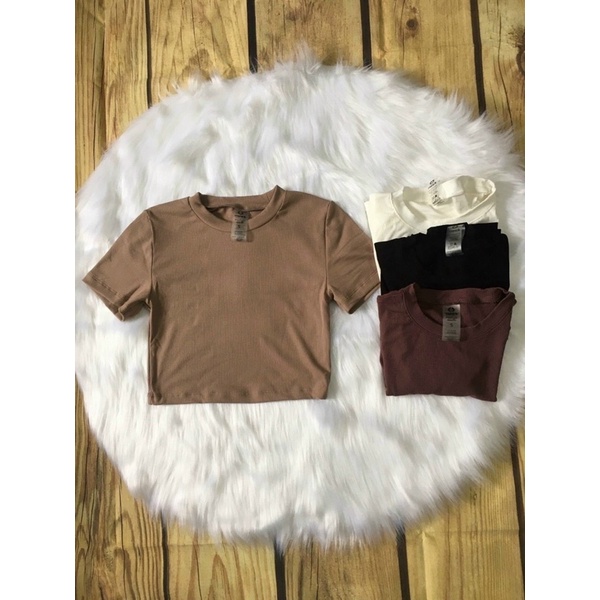 Áo thun cổ tròn VNXK