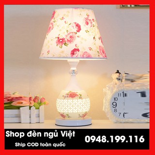 Mẫu đèn ngủ để bàn Hot nhất 2018 phong cách nhẹ nhàng