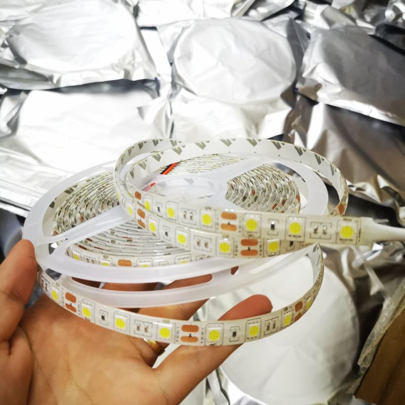 Cuộn led dán 5050 phủ keo