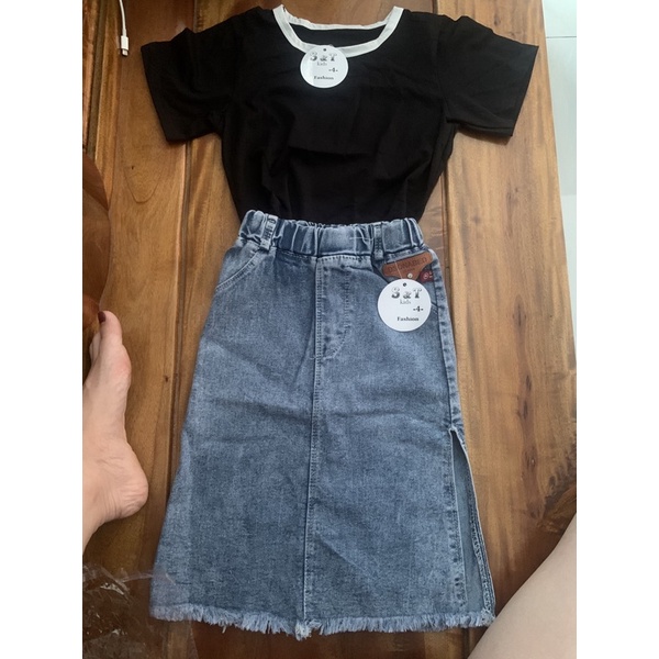 sét áo phông chân váy jean cho bé 14-16kg