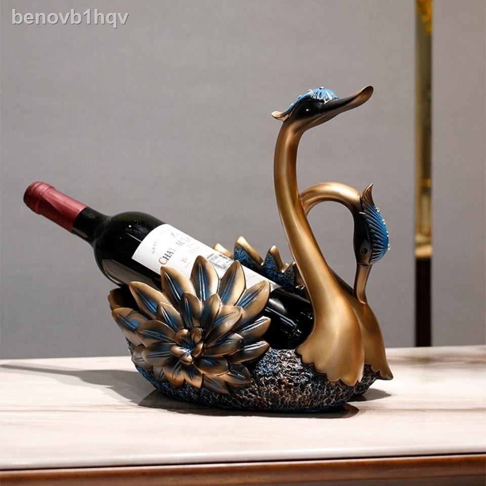 Châu Âu Swan Wine Rack Trang trí nhà cửa Đồ thủ công Sáng tạo Đơn giản Hiện đại Tủ rượu Biệt thự Quà tặng tân gia