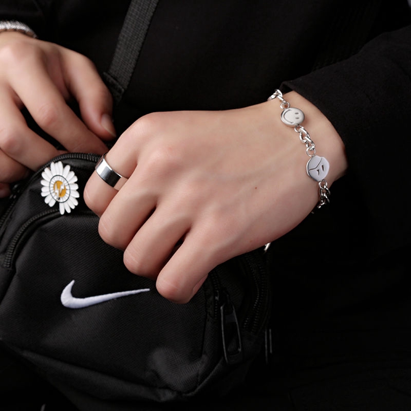 Vòng Tay Mặt Cười 22158 Phong Cách hiphop Đường Phố Nhật Bản Cho Nam Nữ