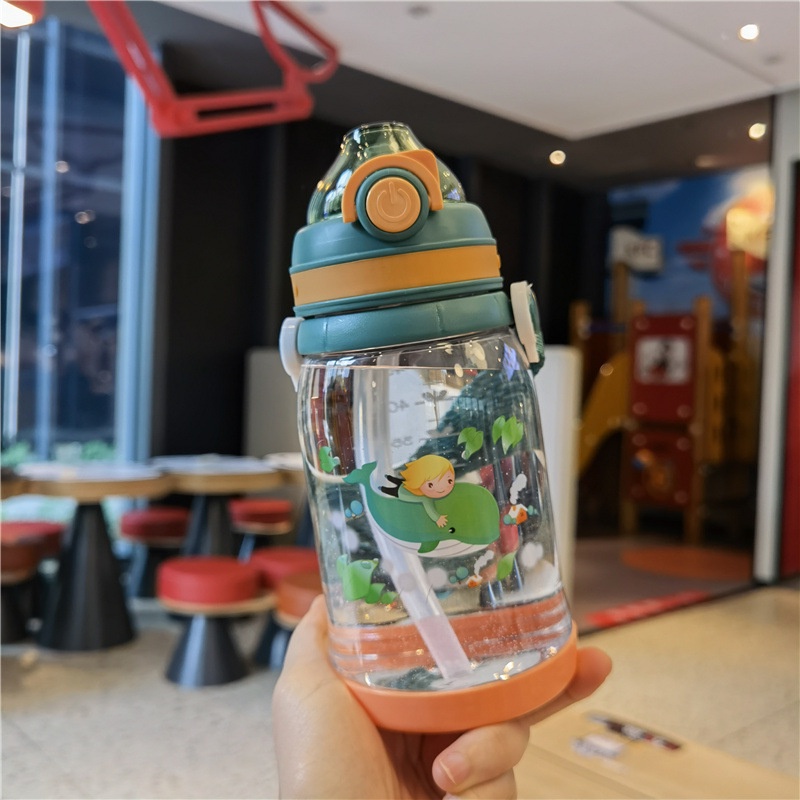 Bình Nước Nhựa Dung Tích Lớn In Họa Tiết Hoạt Hình Dễ Thương Phong Cách Hàn Quốc Kèm Dây Đeo Cho Học Sinh MY0191