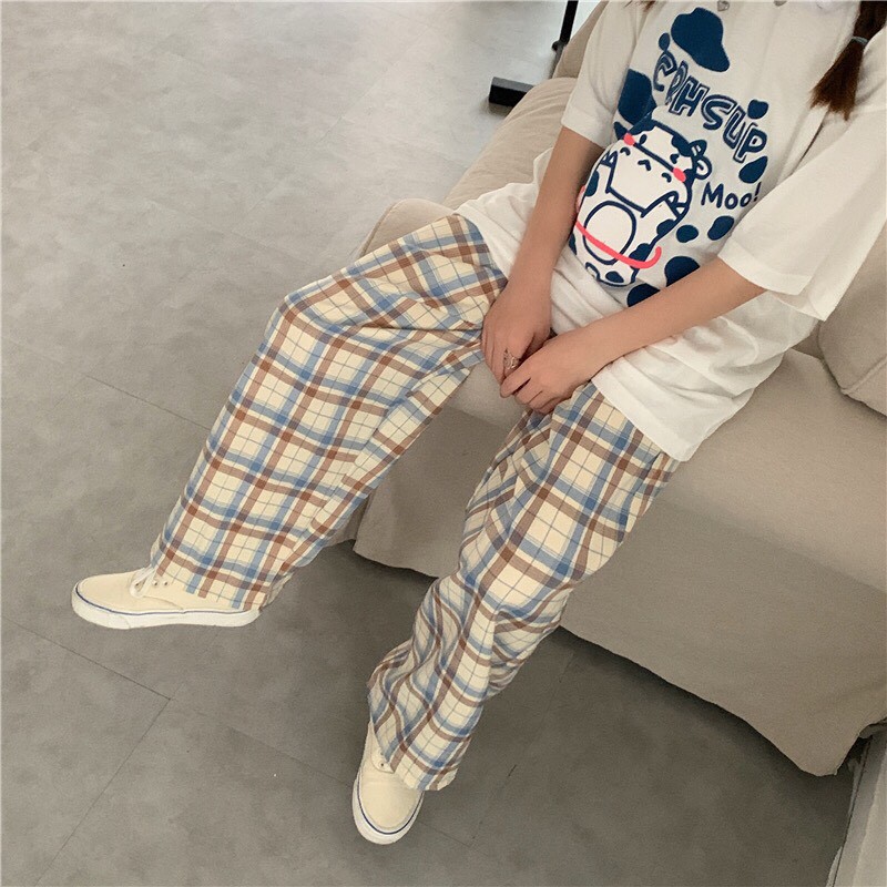 [Mã FAMAYWA2 giảm 10K đơn 50K] Set Bộ Unisex Hình Bò Sữa - Mix Cùng Quần Kẻ Caro Ống Rộng Dáng Suông ( Có Bán Lẻ ) | BigBuy360 - bigbuy360.vn