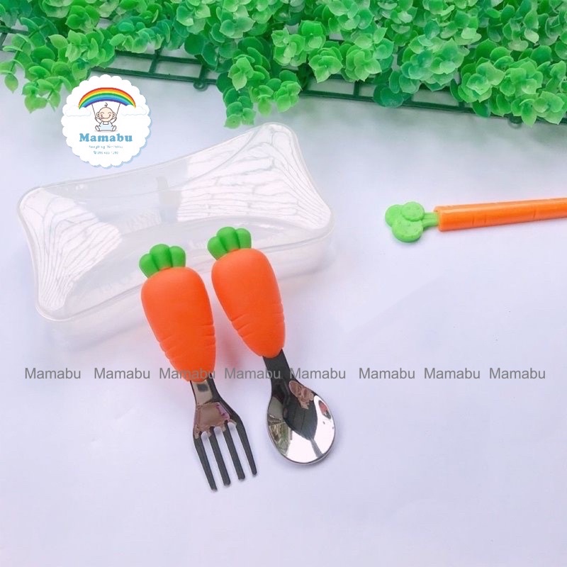 Set Thìa Dĩa Tập Xúc Tập Ăn Cho Bé Hình Cà Rốt, Chân Mèo Đáng Yêu Chất Liệu Inox 304 An Toàn Mamabu