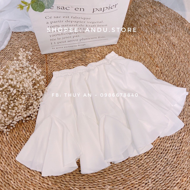 Chân váy đuôi cá xòe