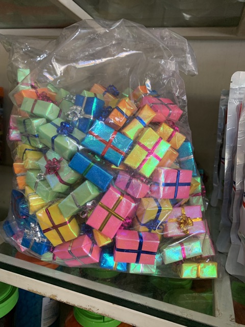 Kẹo hộp quà NOEL--500g - date mới