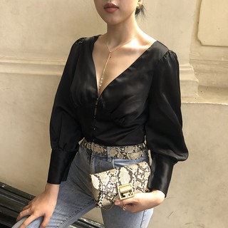 Áo dài tay lụa bồng phối khuy bọc