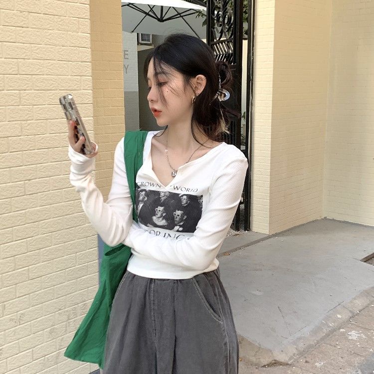 Áo Thun Tay Dài Cổ Chữ V Dáng Ôm In Họa Tiết Xinh Xắn Thời Trang Hàn Quốc Cho Nữ