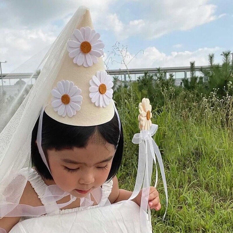 Mũ sinh nhật hoa cúc voan trắng công chúa nổi 3D