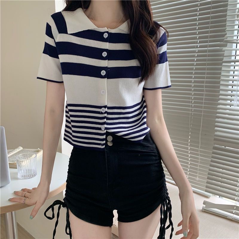 Áo Len Dệt Kim Sọc Cổ Bẻ Hàng Nút Tay Ngắn | Smide Clothing