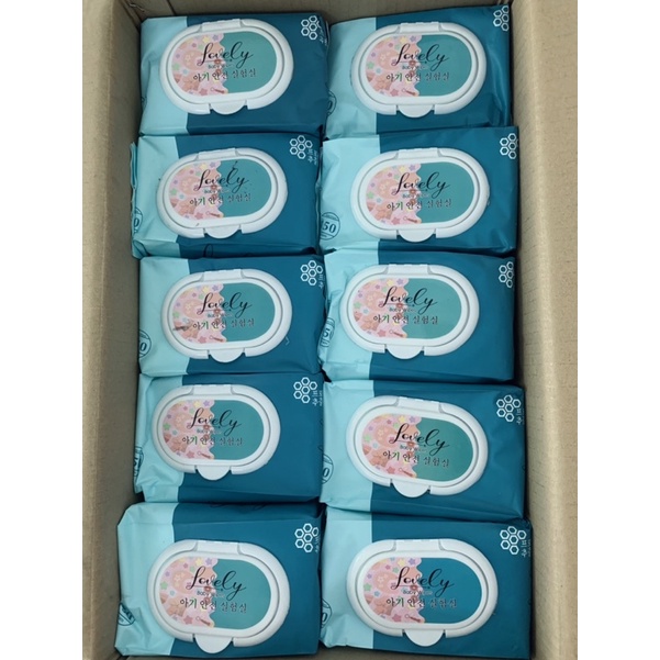 Khăn ướt  cao cấp không mùi Lovely