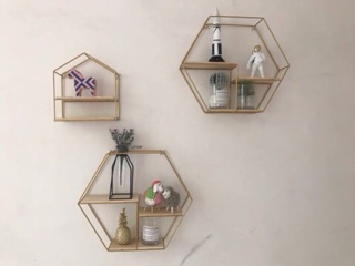 Trang trí nội thất hình phi hành gia và tên lửa