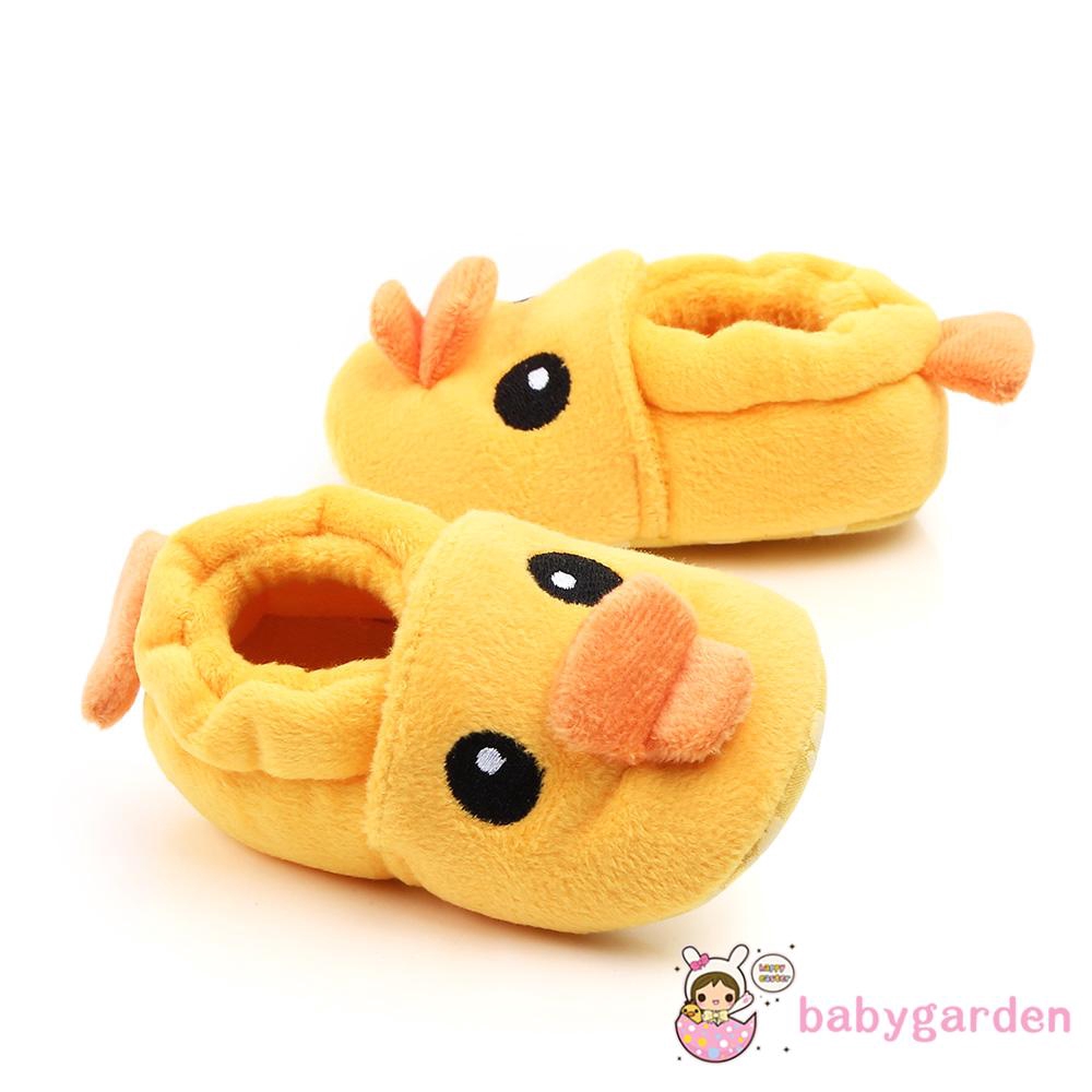 Giày đế mềm màu trơn thiết kế đáng yêu cho bé sơ sinh