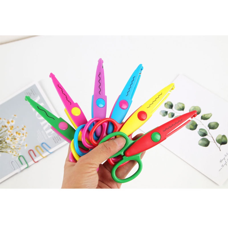Kéo Răng Cưa Cắt Giấy Làm Thủ Công Sáng Tạo Cắt Đường Viền Hoa 6 Loại Gợn Sóng Danh Cho Học Sinh Đặt Biệt Tiện Dụng