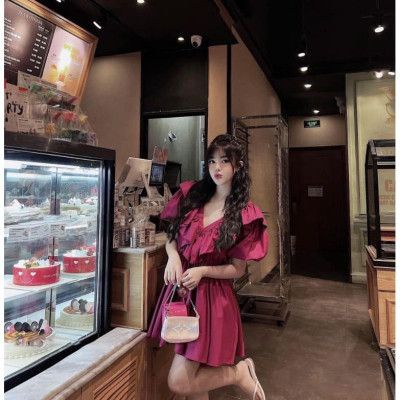 Váy đầm cổ v bèo dáng ngắn xoè sexy