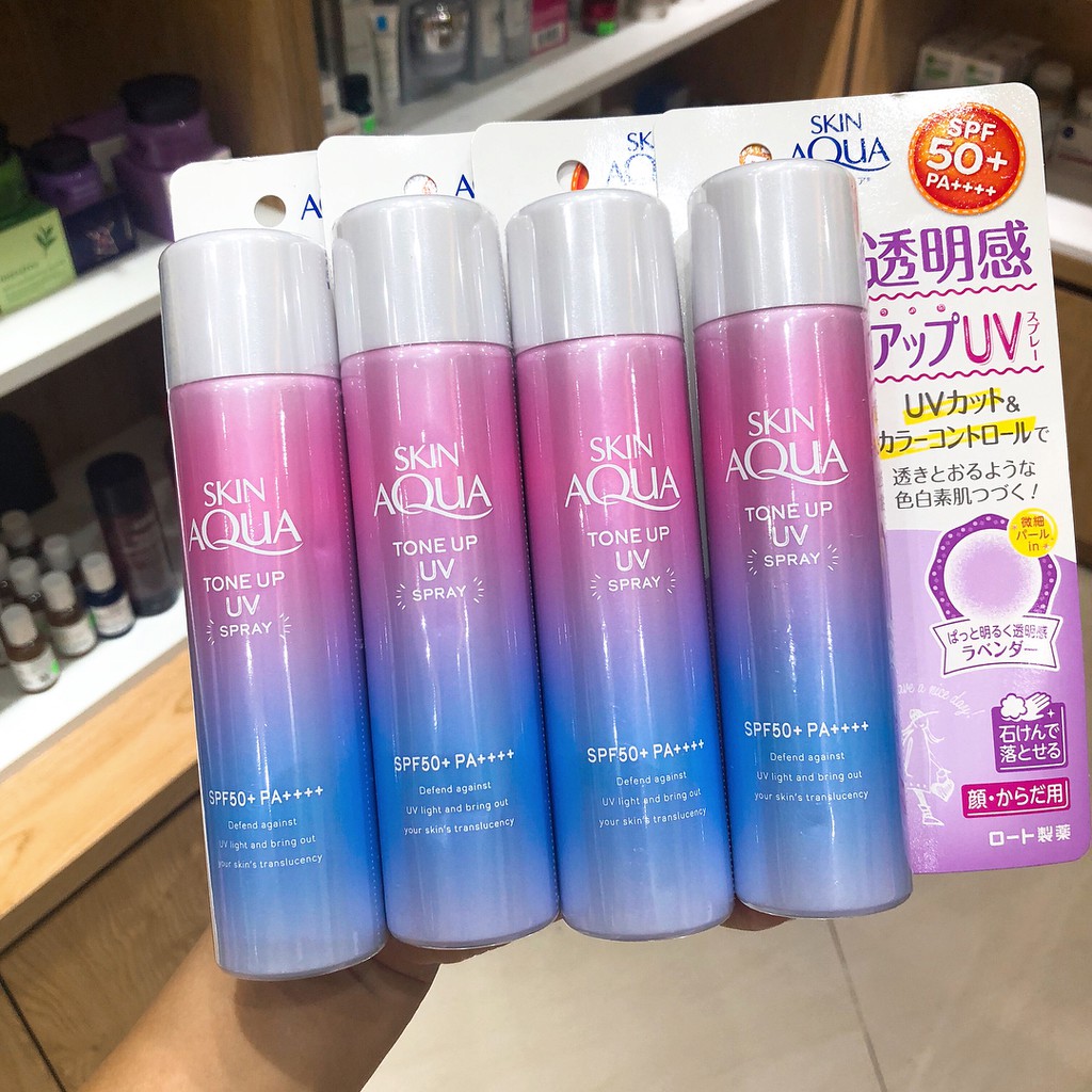 Xịt Chống Nắng Rohto Skin Aqua Tone Up UV Spray SPF50+/PA+++ 70g