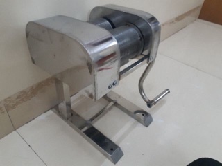 Máy thái bì heo inox
