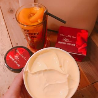 KEM BODY DƯỠNG TRẮNG DA