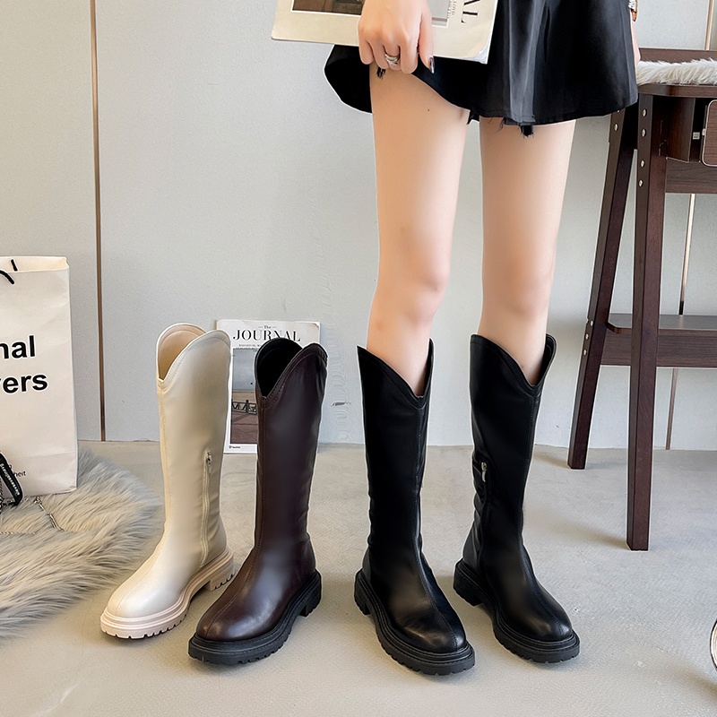 [ Sẵn Đen 35,38, Kem 38_Order ] Boots cổ V đế dày nâng chiều cao cho các cô gái năng động | BigBuy360 - bigbuy360.vn