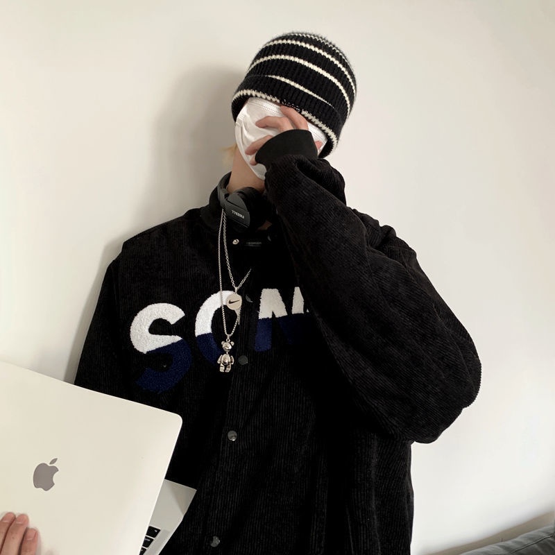 Áo khoác bóng chày vải nhung kẻ dáng rộng in họa tiết chữ phong cách retro cá tính