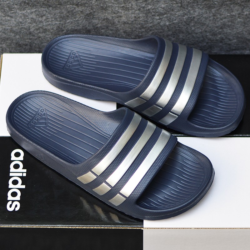 Adidas Duramo màu xanh đen sọc bạc