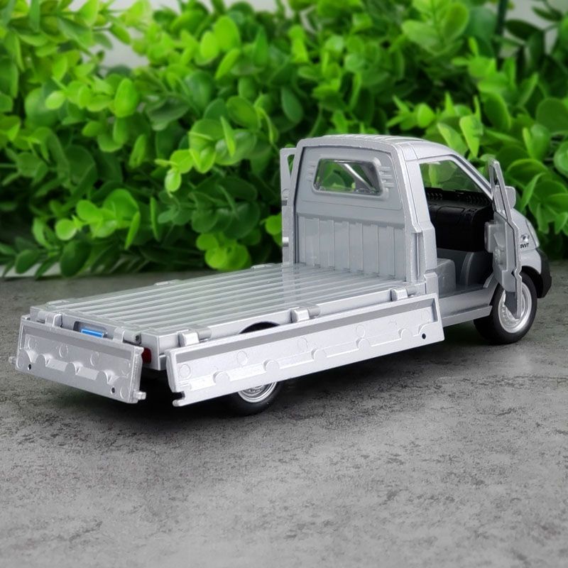 Xe mô hình xe tải nhỏ hợp kim 1:24
