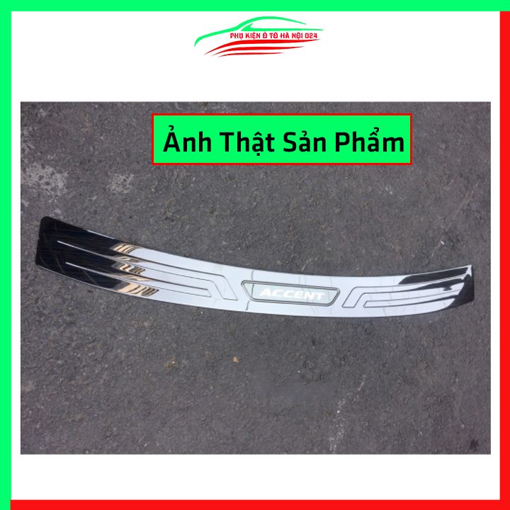 Ốp chống trầy cốp Accent 2018-2020 vân titan