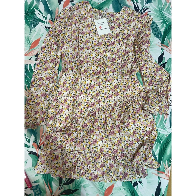 D53 -  Đầm Bigsize hoa tầng tay dài