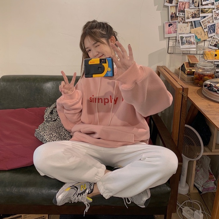 Áo hoodie mỏng tay dài dáng rộng màu hồng phong cách Hàn Quốc cho nữ | BigBuy360 - bigbuy360.vn