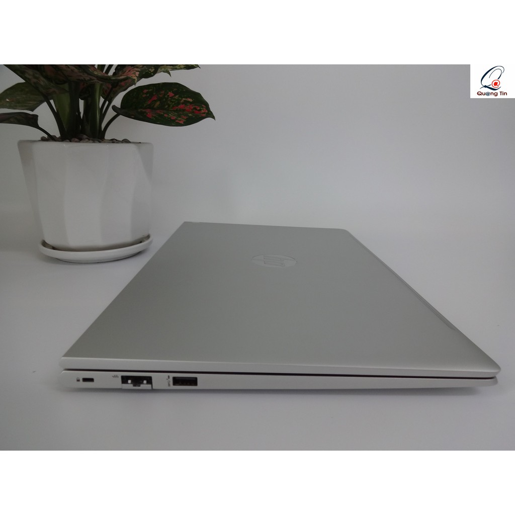 Laptop HP ProBook 450 G8 (2H0Y1PA) (i7 1165G7/16GB RAM/512GB SSD /15.6 FHD/MX450 2GB/Win/Bạc)