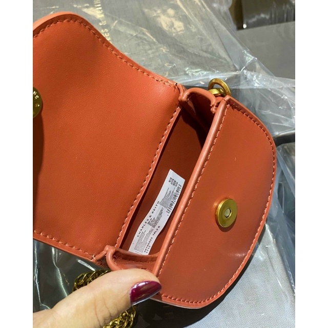 TÍale - Túi đeo chéo mini C•and•K Micro Gabine Quilted Saddle Bag-cam phối