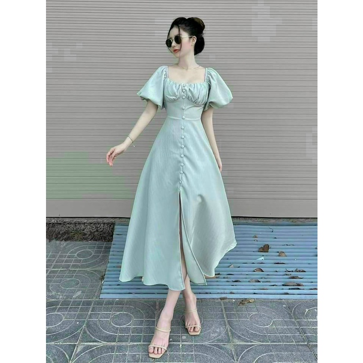 đầm maxi cổ vuông tay phồng, nút bộc, xẻ tà đầy cá tính