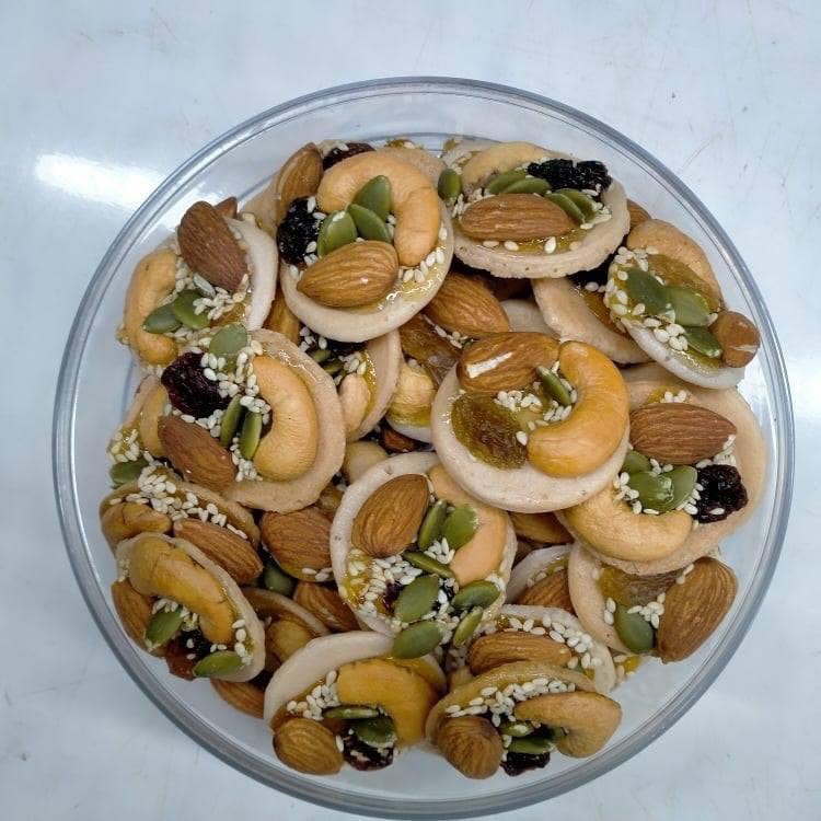 [Mã 77FMCGSALE1 giảm 10% đơn 250K] BÁNH ĐỒNG TIỀN MIX HẠNH NHÂN+HẠT ĐIỀU+NHO KHÔ HŨ 300R | BigBuy360 - bigbuy360.vn